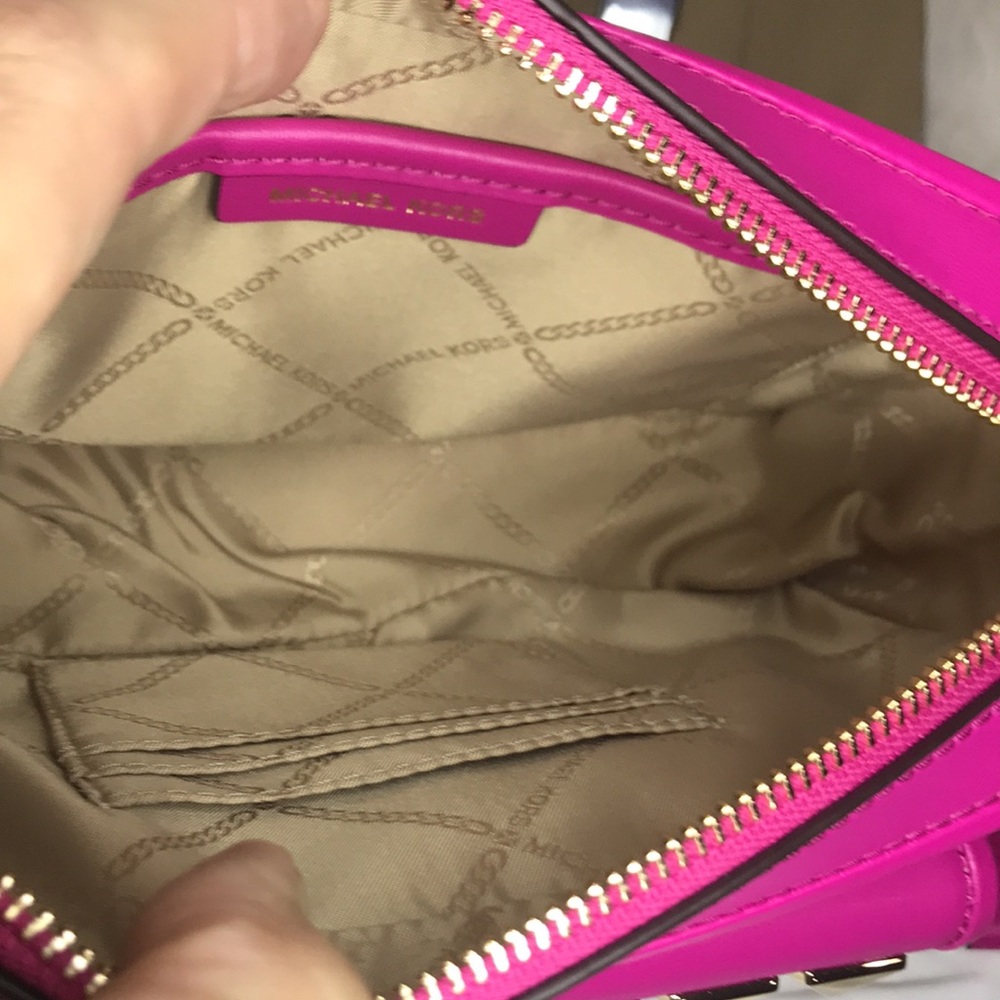 MMK Studded Bradshaw Leather Camera Crossbody - Picture 11 of 13